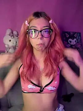 Valen-Foxx1 webcam