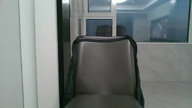 nole_china7 (Ask my age) - talk / fun / cum