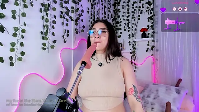 samii_evans - Samii_Evans's free webcam - UK Sex Cams