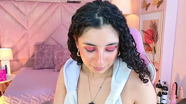 DemiJones_ webcam