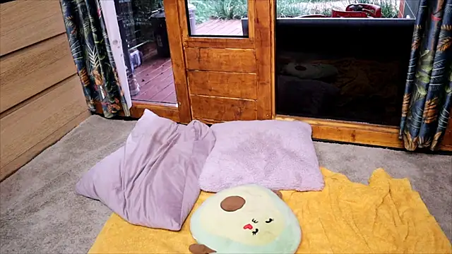 LittleMe97 webcam