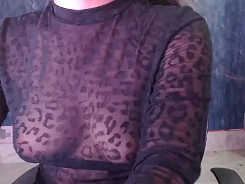 naughty_nisha19 (F teen) - choco syrup on pussy