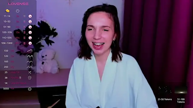 KindHazelHere_ webcam