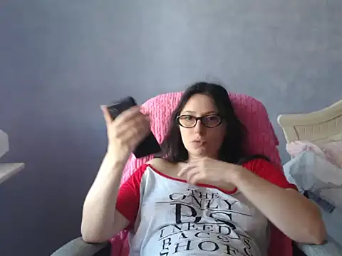 LuckyLisa23 webcam
