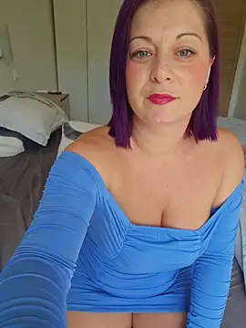 chaudesquirt (F young) - CHOISIS TON ACTION 🎁❤️