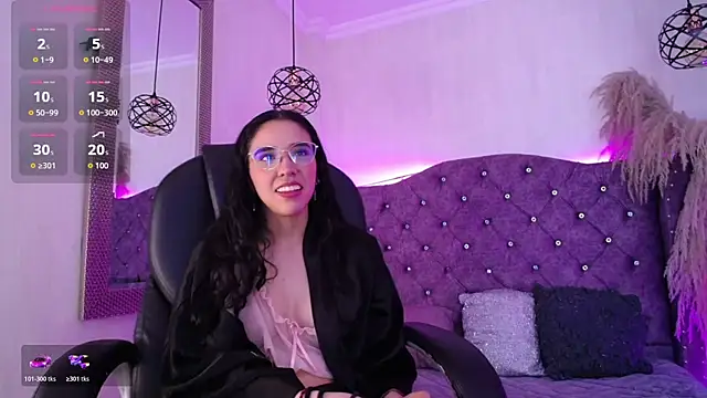 Amara_Davis1 webcam