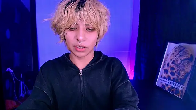 Aronn_44 webcam