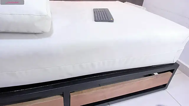 alena_saffe webcam