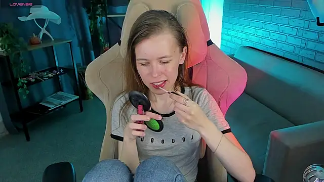 ariagracen - AriaGracen's free webcam - UK Sex Cams