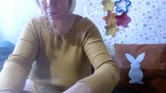 QueenLana webcam