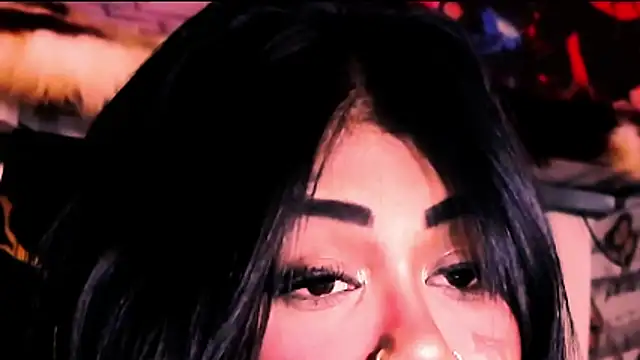 indian_dreamgirl webcam