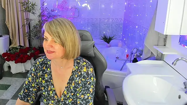 bettygibsonn - BettyGibsonn's free webcam - UK Sex Cams