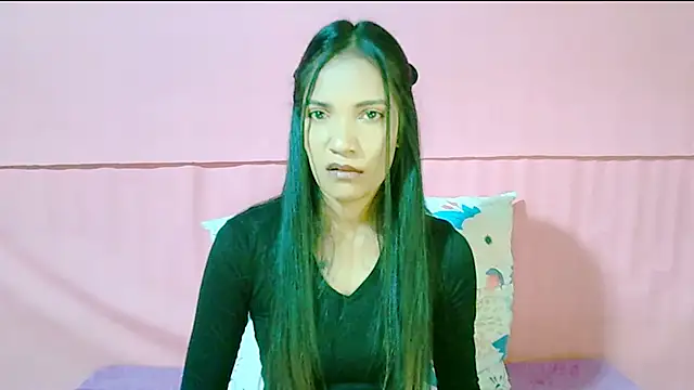 1SweetIndian webcam