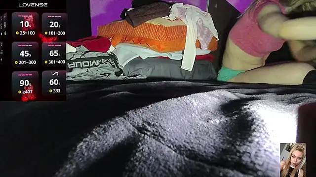 Preview of blondiewithanass