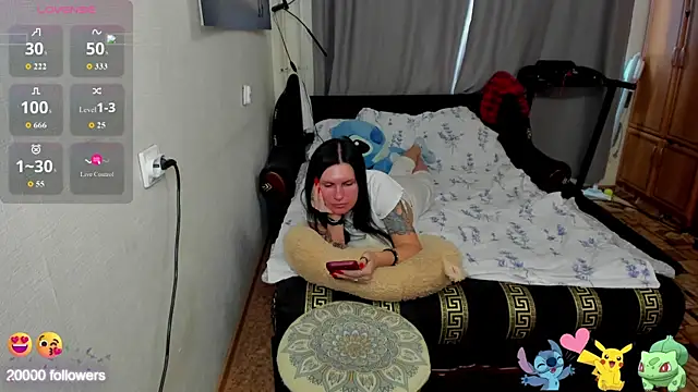monica__elder webcam