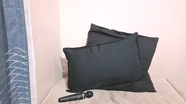 Luscious_Lexy webcam