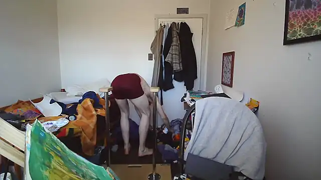 JohnnyMoves webcam