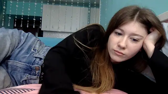 Kate_Jomallona webcam