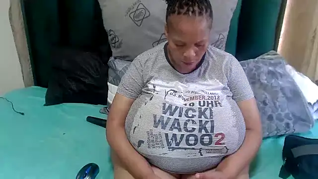 CaramelMelons78 webcam