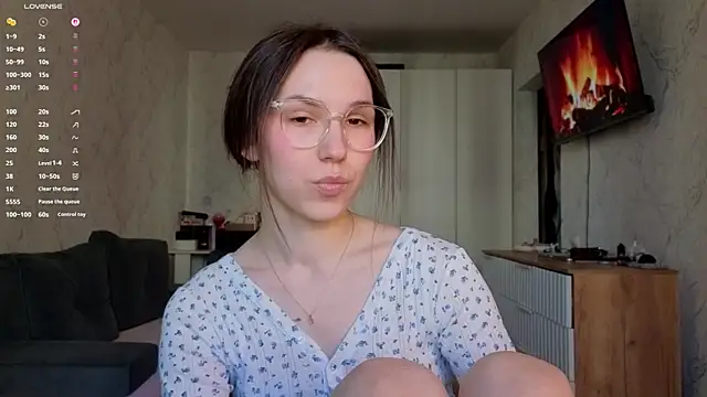 Honey_Peachy webcam