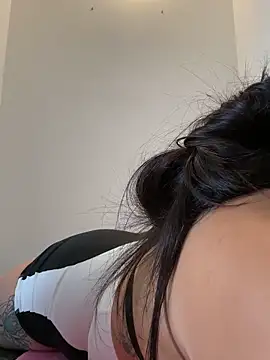 kim_monti webcam