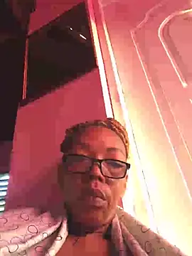 Ladyzee25