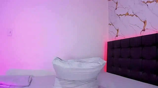 Scarlet_DLuce webcam