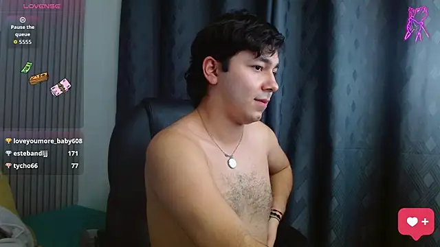 Julian_Smith21 webcam