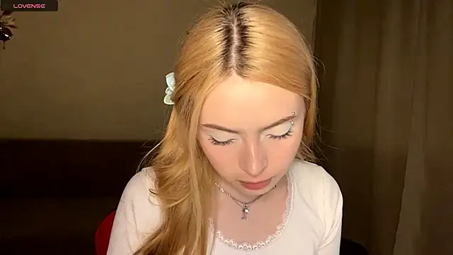 AikoRush live sex cam
