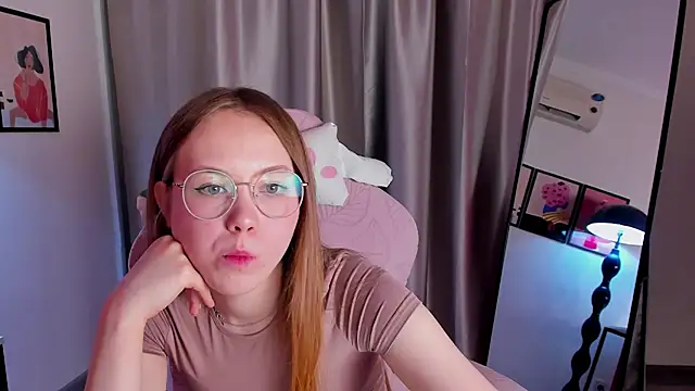 FloraLarsson webcam