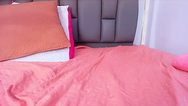 melany_roberts_ webcam
