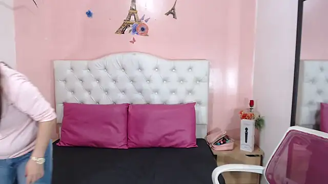 Samanta_SS webcam