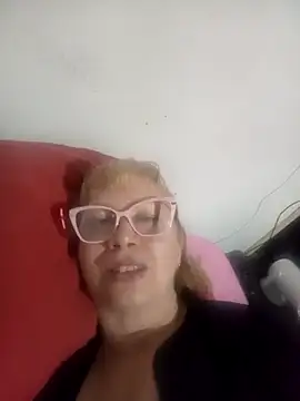 SexyMilf1211 webcam