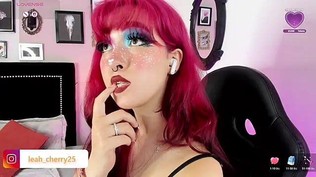 Leah_cherry webcam