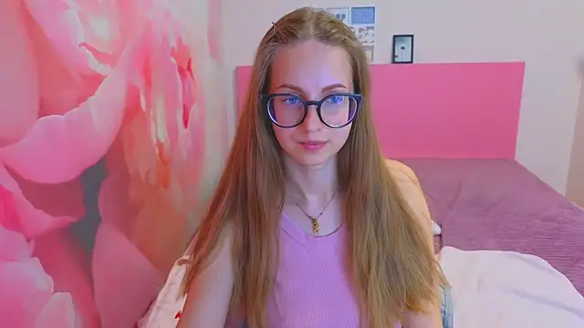 aliceadams - AliceAdams's free webcam - UK Sex Cams