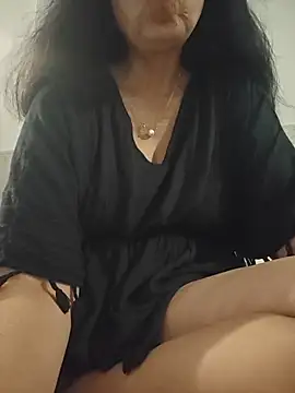 NakedMILFx webcam