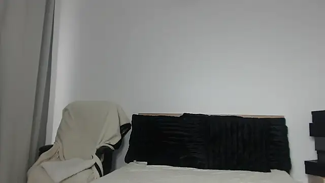 Layla23a webcam