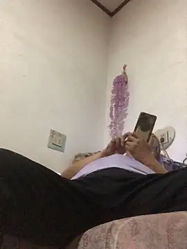 yaocaobi8 webcam