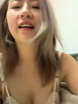 Olivia_PINK0322