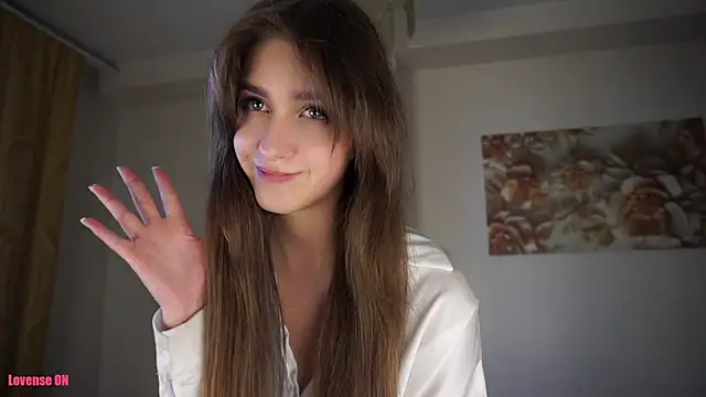 ClarineCasebolt webcam