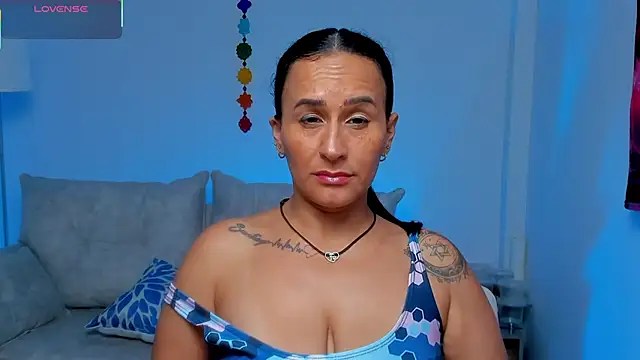 Sara_Charmy