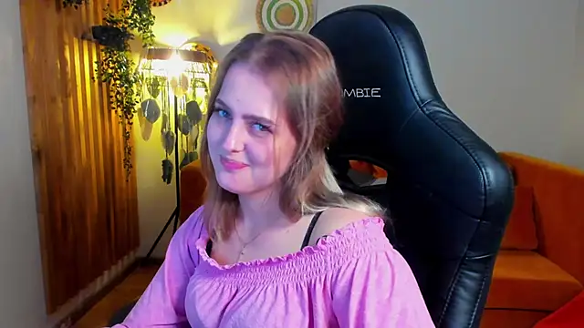 EllaBells webcam
