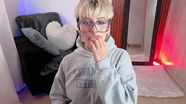 Rebeka-baker webcam