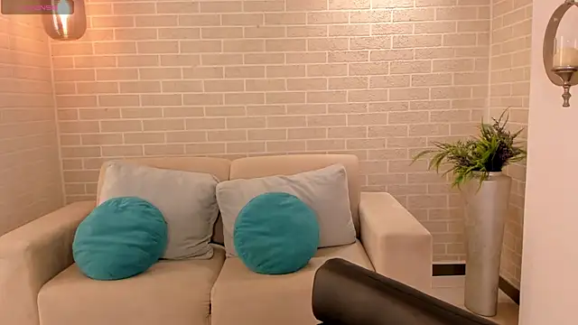 AmyRosse_X webcam