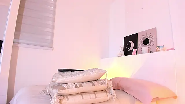 nicolette_bale webcam