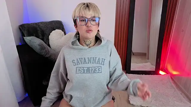 Rebeka-baker webcam