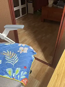 Mina048 webcam