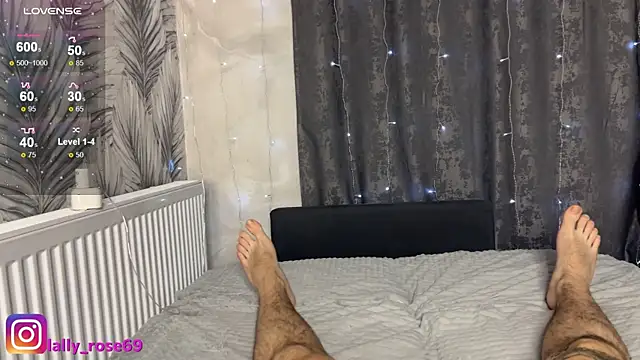 LallyRose69 webcam