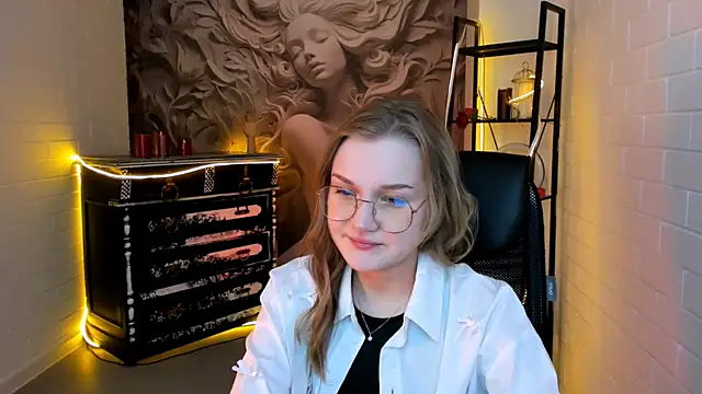 LissaTelor webcam