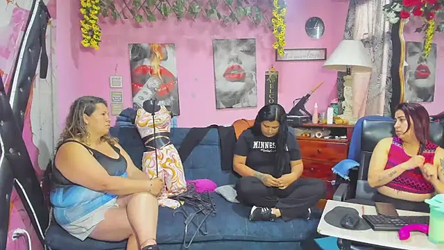 lesbiancuple webcam